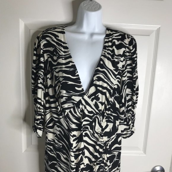 NWT H&M Women's Animal Print Dress Black/White ~ Size XL - Picture 2 of 7